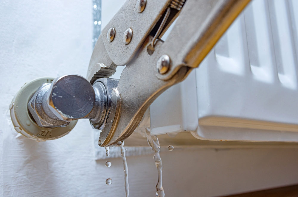 How to Protect Your Property From Emergency Plumbers